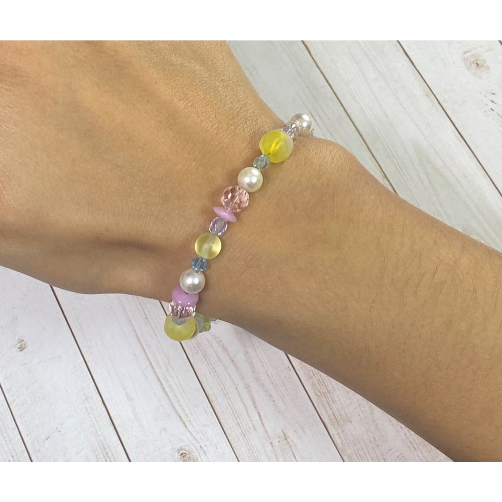 Sterling Silver Pearl And Glass Beaded Toggle Bracelet Easter Colors 7 inches